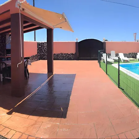 Holiday home Con Piscina Privada Solo Familias